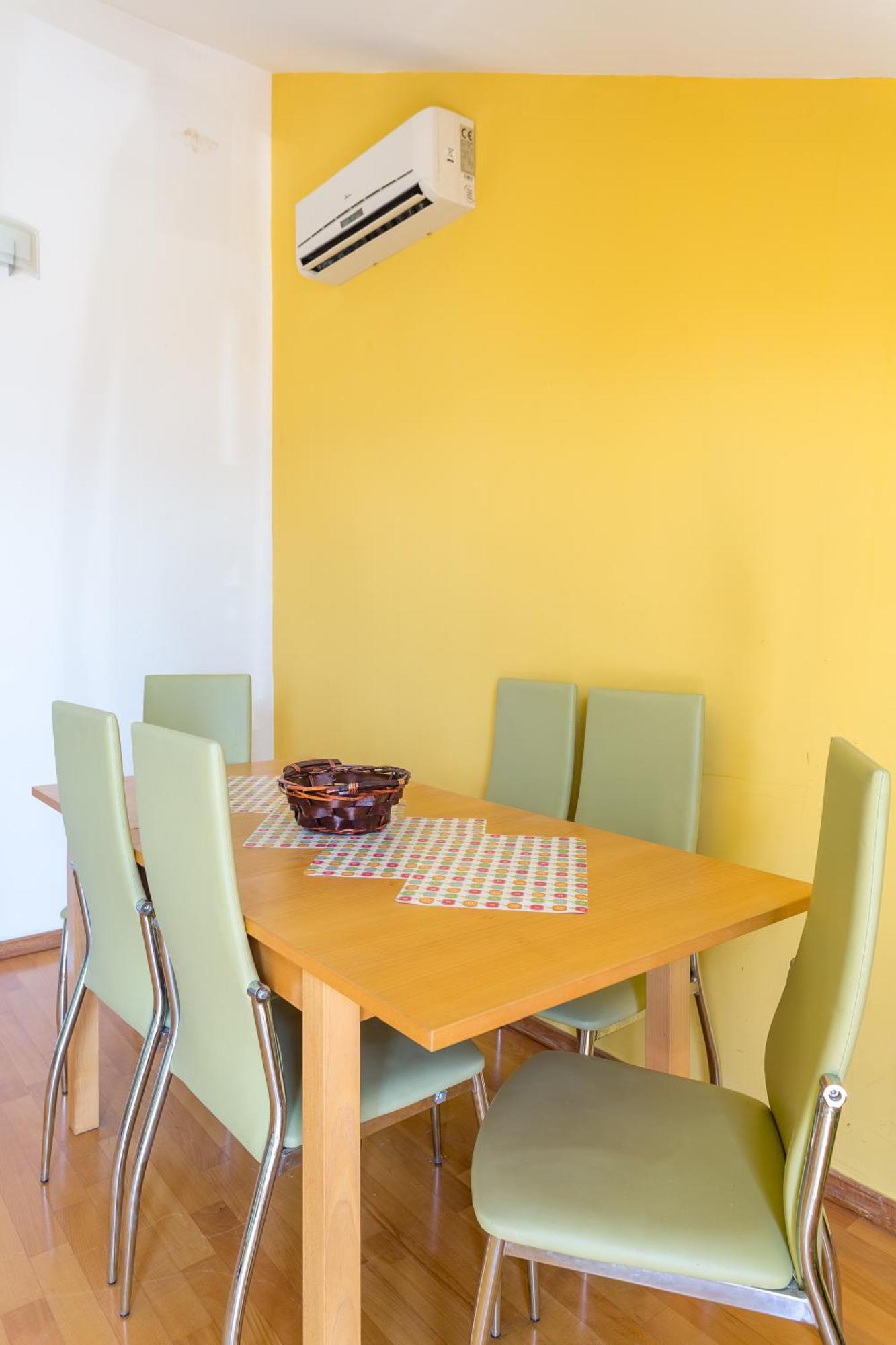 Sunrise Apartments โบล ห้อง รูปภาพ